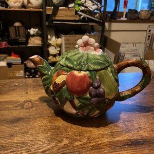 Jaco decorative fruit, vegetables and leaves teapot